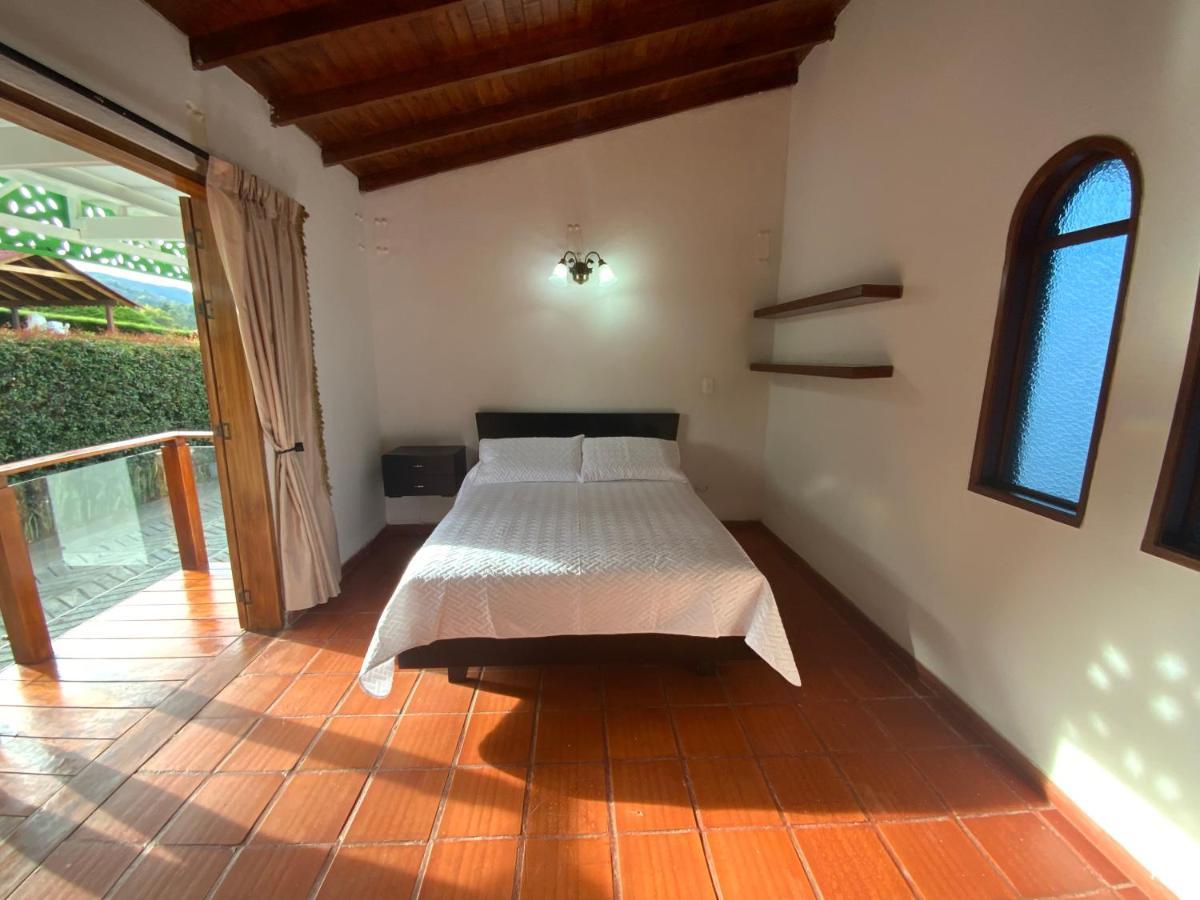 Finca Hotel 12 Palmas- Aeropuerto Jmc 里奥内格罗 外观 照片