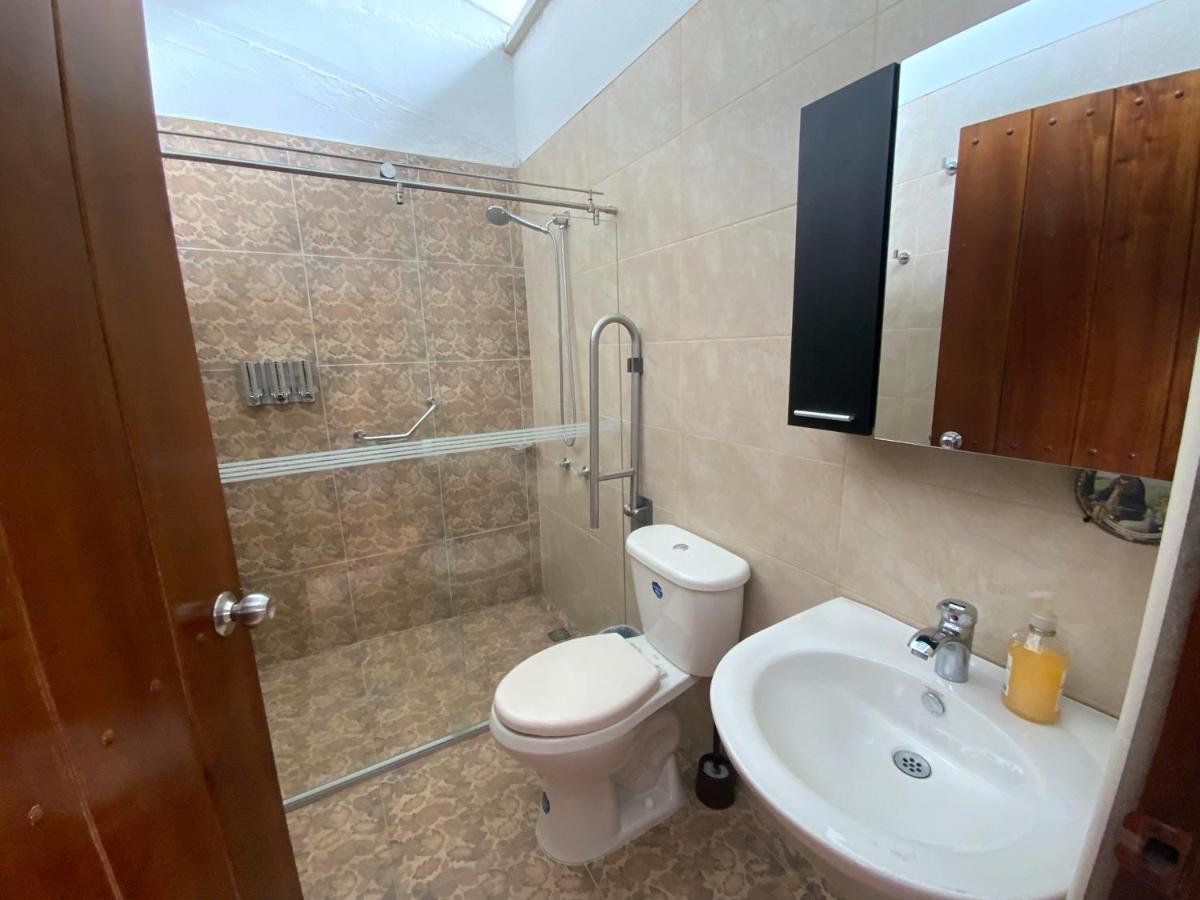 Finca Hotel 12 Palmas- Aeropuerto Jmc 里奥内格罗 外观 照片