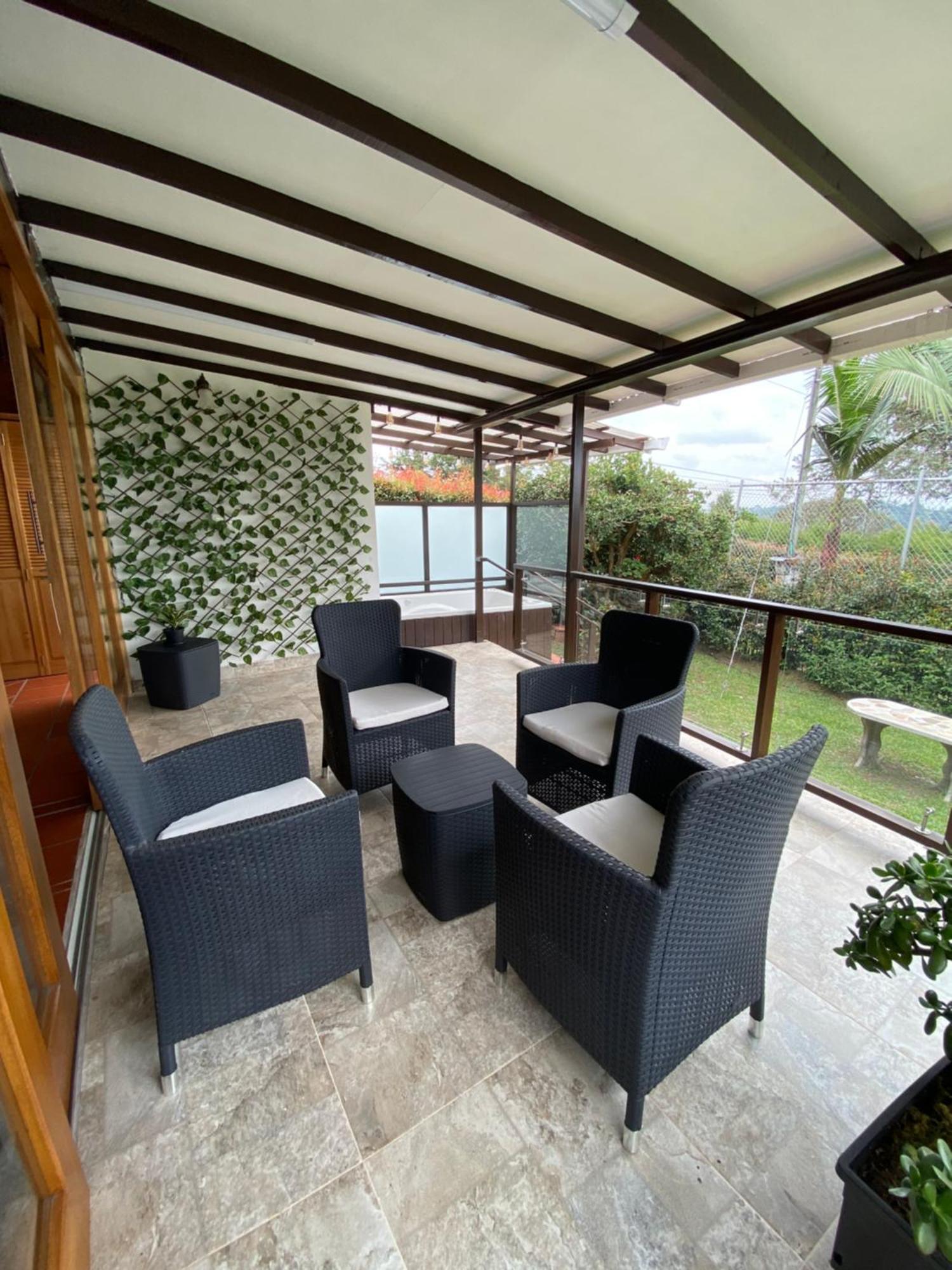 Finca Hotel 12 Palmas- Aeropuerto Jmc 里奥内格罗 外观 照片