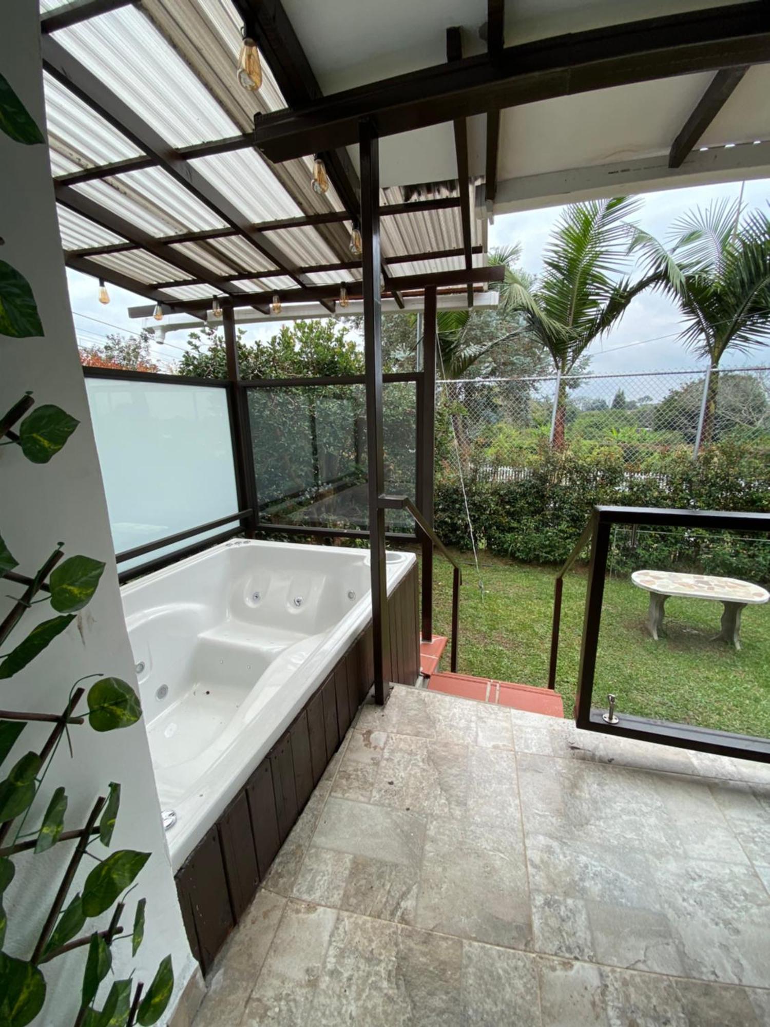 Finca Hotel 12 Palmas- Aeropuerto Jmc 里奥内格罗 外观 照片