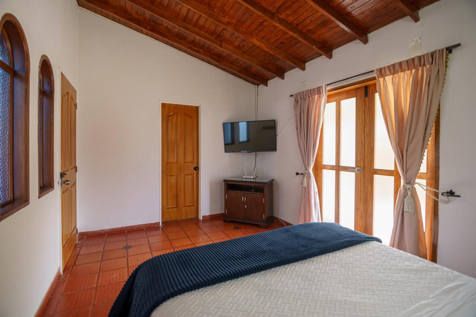 Finca Hotel 12 Palmas- Aeropuerto Jmc 里奥内格罗 外观 照片
